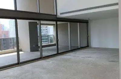Vendo apartamento com 4 suítes, 5 vagas cobertas itaim sp