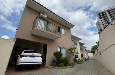 Casa em condomínio fechado com 3 quartos à venda no Coqueiral, Cascavel 
