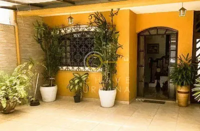 Sobrado com 3 dormitórios à venda, 135 m² por R$ 1.430.000,00 - Boqueirão - Santos/SP