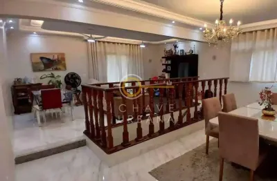 Casa com 6 dormitórios à venda, 268 m² por R$ 1.200.000,00 - Embaré - Santos/SP