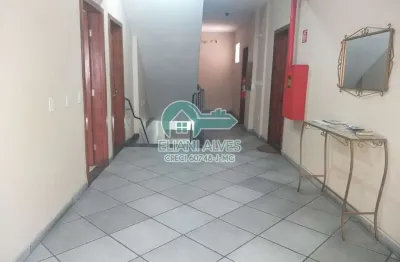 Oportunidade! apartamento 2 quartos  terréo com garagem