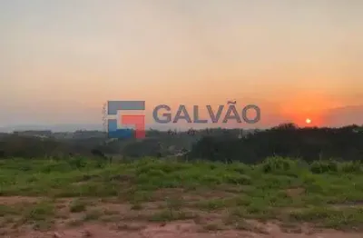 Terreno à venda em condomínio fechado no bairro caxambu em jundiaí - sp