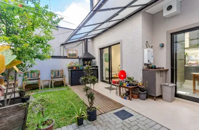 Casa em condomínio fechado com 3 quartos à venda na Rua General Severiano da Fonseca, 103, Uberaba, Curitiba