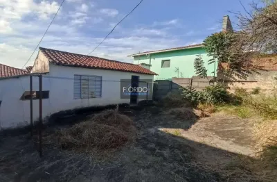 Casa à venda na Rua José Bonifácio, Centro, Atibaia