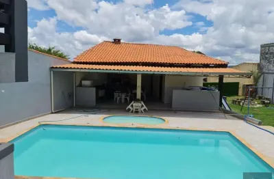 Casa para Locação em Atibaia, Jardim Paulista, 4 dormitórios, 2 suítes, 6 banheiros, 6 vagas