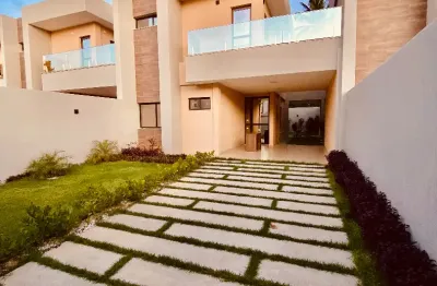 Casa duplex no Eusébio - Localização ímpar, paralelo a CE040, próximo ao Col. Ágape.