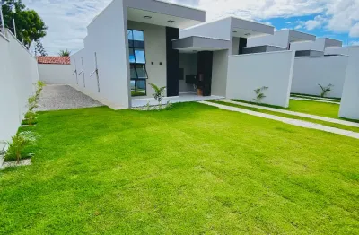 Eusébio - casa de esquina lote grande.   - acabamento espetacular. localização também.