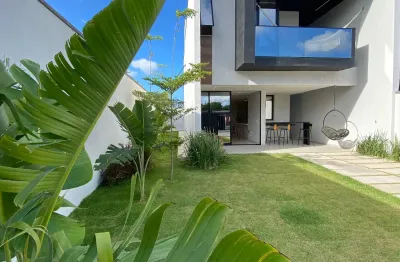 Eusébio - duplex nova em rua privativa . 144m2 de puro requinte