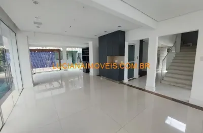 Casa com 2 quartos para alugar na Rua Angatuba, Pacaembu, São Paulo