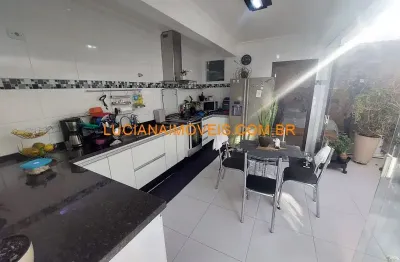 Casa com 2 quartos à venda na Rua Aurélia, Vila Romana, São Paulo