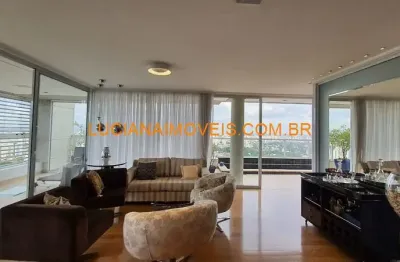 Excelente cobertura duplex de 419 m² no alto da lapa