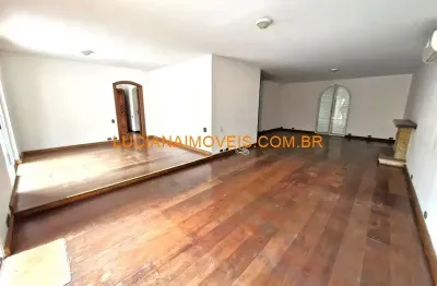 Casa com 3 quartos à venda na Rua Cardeal Cagliori, Alto de Pinheiros, São Paulo