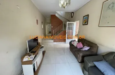 Casa com 3 quartos à venda na Rua General Lauro Cavalcanti de Farias, Jardim Mangalot, São Paulo