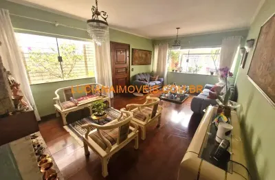 Casa com 3 quartos à venda na Rua Agariba, Vila Romana, São Paulo