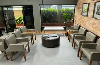 Casa comercial com 14 salas à venda na Rua Pio XI, Alto da Lapa, São Paulo