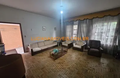 Casa de 132 m² na lapa com 3 dormitorios e com 2 vagas de garagem