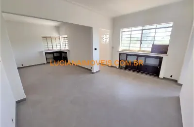 Casa terra de 180 m² no alto da lapa com 3 dormitorios e 4 vagas