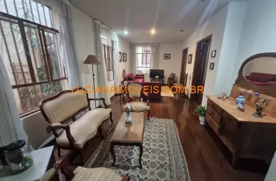 Casa terrea de 200 m² no alto da lapa com 3 dormitorios e 4 vagas