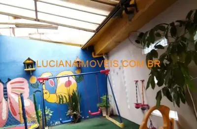 Casa para aluguel e venda possui 300 metros quadrados com 5 quartos
