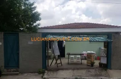 Casa para aluguel e venda tem 286 metros quadrados com 4 quartos
