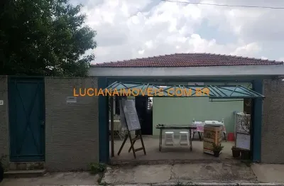 Casa para aluguel e venda tem 286 metros quadrados com 4 quartos