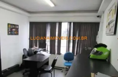 Imóvel comercial para aluguel e venda tem 200 metros quadrados com 4 quartos