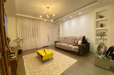 Casa com 2 quartos à venda na rua trindade, 382, centro, rio grande, 125 m2 por r$ 369.000