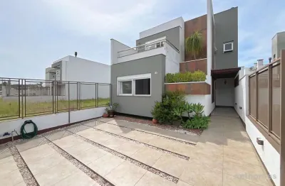 Casa com 3 quartos à venda na rua jean vardaramatos, 135, hípica, porto alegre, 154 m2 por r$ 680.000