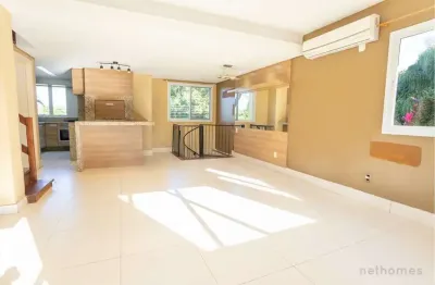 Casa em condomínio fechado com 3 quartos à venda na rua vicenza, 20, mário quintana, porto alegre, 230 m2 por r$ 595.000