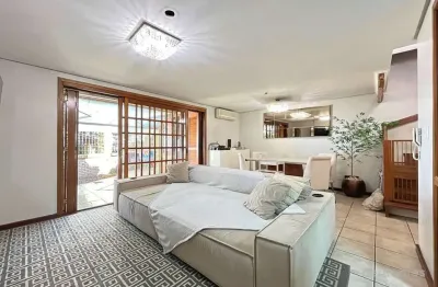 Casa em condomínio fechado com 3 quartos à venda na avenida coronel marcos, 2171, pedra redonda, porto alegre, 171 m2 por r$ 670.000