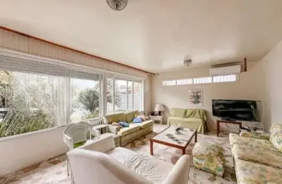 Casa com 4 quartos à venda na rua zabelê, 105, atlântida, xangri-lá, 180 m2 por r$ 1.380.000