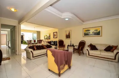 Casa com 3 quartos à venda na rua coronel ary pinho, 482, boa vista, curitiba, 237 m2 por r$ 810.000