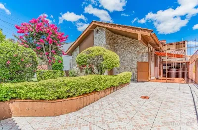 Casa com 5 quartos à venda na Rua Doutor Mário Totta, 2901, Tristeza, Porto Alegre, 131 m2 por R$ 590.000