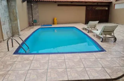 Casa com 4 quartos à venda na rua nossa senhora da aparecida, 80, jardim praia grande, mongaguá, 246 m2 por r$ 780.000