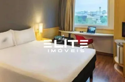 Flat com 1 quarto à venda na Avenida Industrial, 885, Jardim, Santo André