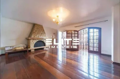 Casa com 3 quartos para alugar na Rua das Aroeiras, 871, Jardim, Santo André