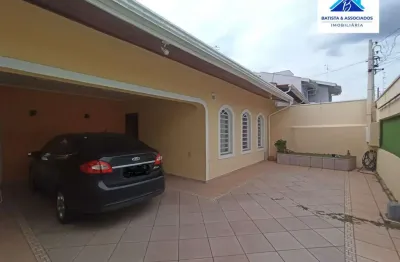 Casa térrea com 3 dormitórios sendo 1 suíte com piscina e churrasqueira no jardim miranda