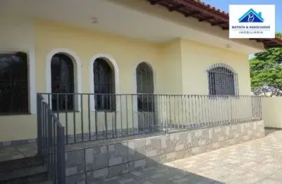 Casa térrea com 3 dormitórios sendo 1 suíte no jardim proença