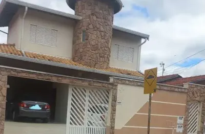 Casa com 4 quartos à venda no Parque Fazendinha, Campinas 