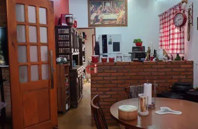 Chácara com 4 dormitórios à venda, 920 m² por R$ 950.000 - Parque Ana Helena - Jaguariúna/SP