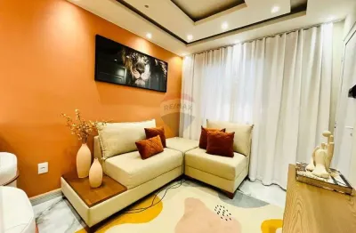 Casa mobiliada à venda com 70m² em condomínio fechado no bairro jardim layr, mogi das cruzes.