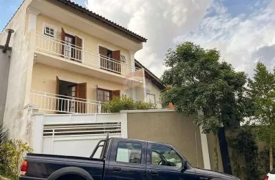 Casa à venda no residencial alagarve em mogi das cruzes
