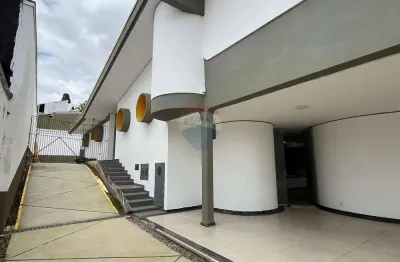 Casa comercial para locação no bairro jardim santista em mogi das cruzes