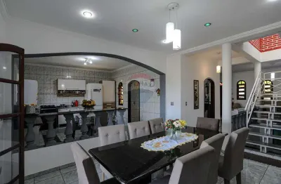 Sobrado à venda em itaquaquecetuba – conforto, espaço e excelente localização!