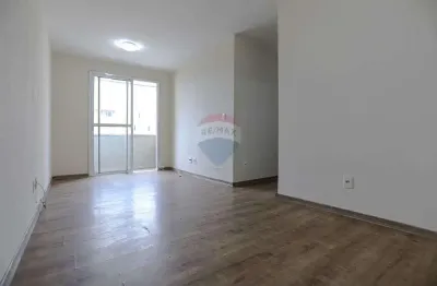 Apartamento a venda 2 Dormitórios, 2 vagas Garagem, Condominio Completo com Piscina e Churrasqueira