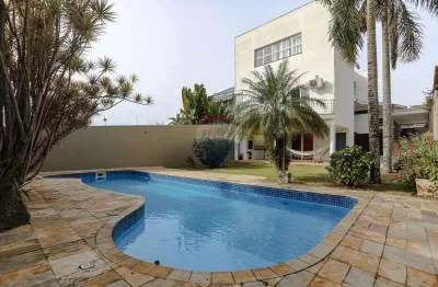 Casa residencial ou comercial com 3 suítes na Vila Lavínia, Mogi das Cruzes