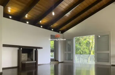 Linda casa com piscina e vista da cidade em boa vista, novo hamburgo - imperdível!