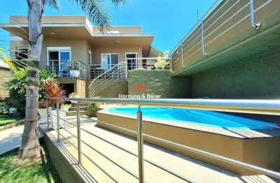 Casa com 3 dormitórios e elevador à venda no bairro ideal em novo hamburgo/rs.