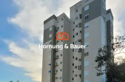 Apartamento semimobiliado à venda no centro de campo bom