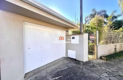 Casa à venda em novo hamburgo, bairro operário - 02 pavimentos, suíte, lareira e garagem